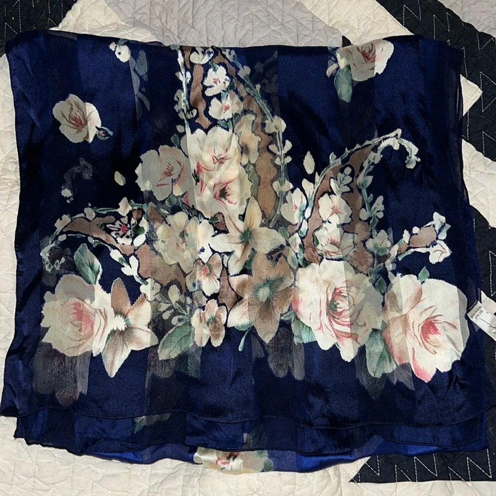 Hiroko Kapp silk sheer oblong scarf 60” x 15”